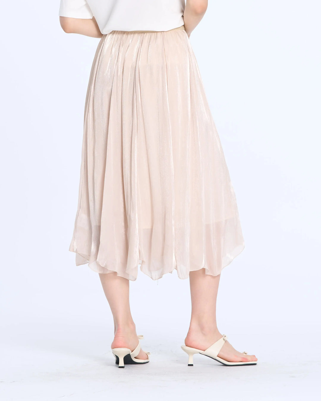 An image of a   Q3335 Midi Skirt by  Mirra Masa