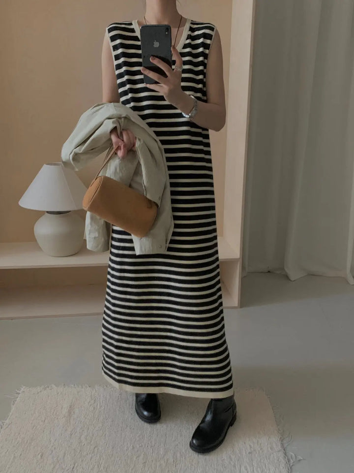 An image of a  Stripe-One-Size T3075 Long Shift Dress by  Mirra Masa